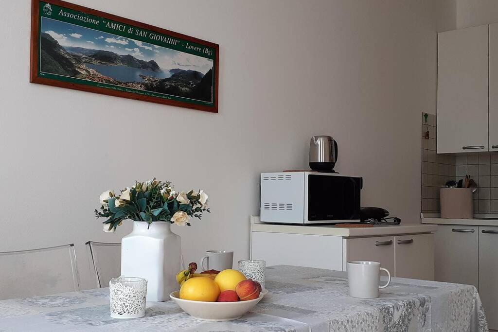 Feel At Home - Casa Loredana 로베레 외부 사진